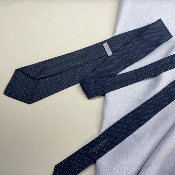 BOTTEGA VENETA SILK POLKA TIE - Picture 3 of 7